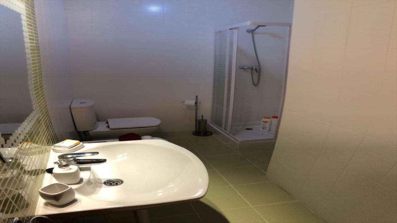 Impresionante Alojamiento Compuesto Por 2 Chalets Adosados De Lujo Para 14 Personas Piscina Con Circuito Spa San Jorge  Luaran gambar